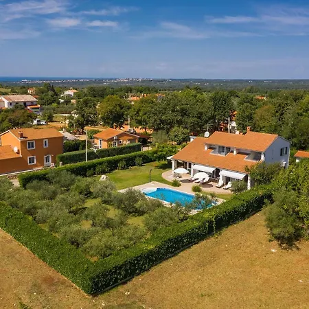 펜션 Basic Nova Vas (Porec)