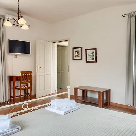 Basic Nyaraló Nova Vas