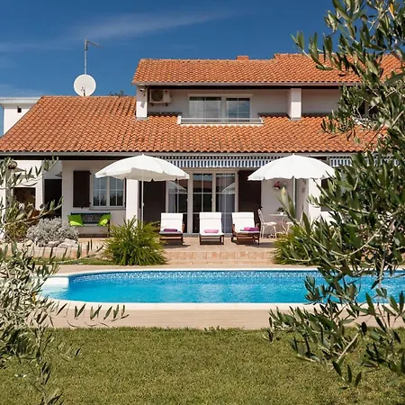 Semesterbostad Basic Nova Vas (Porec)