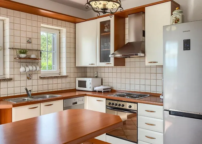 Basic Hébergement de vacances Nova Vas (Porec)