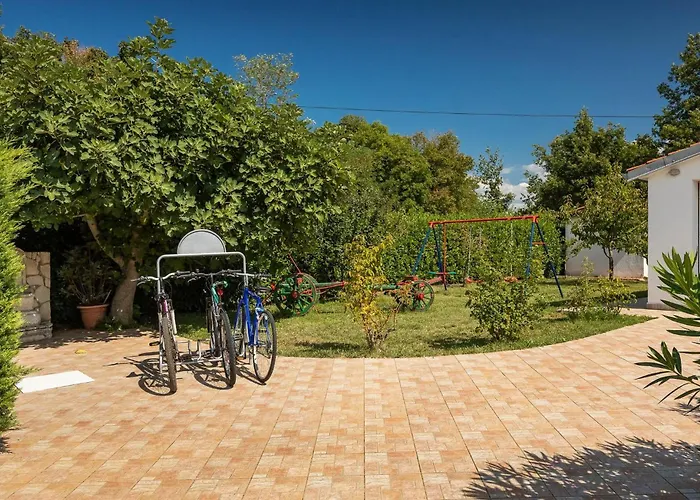 Basic Hébergement de vacances Nova Vas (Porec)