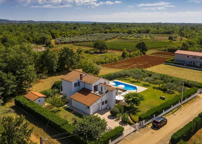 Basic * Nova Vas (Porec)